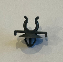 Load image into Gallery viewer, Bonnet Stand Clip - MQ &amp; MK Patrol

