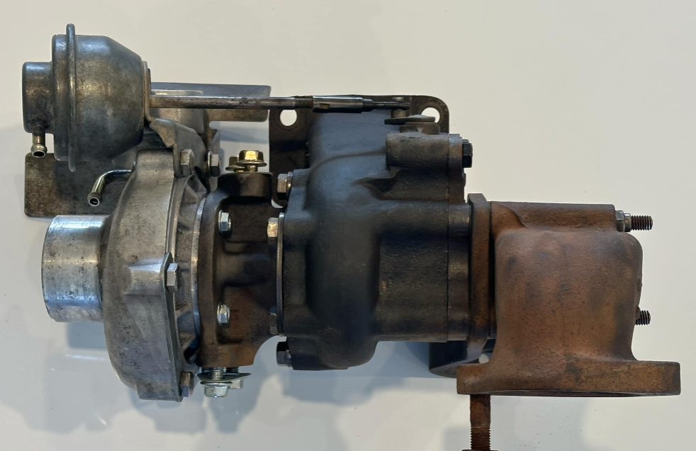 Turbocharger HT15 Rebuilt SD33T